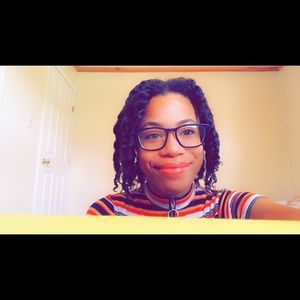 Meet your Posher, Veronica